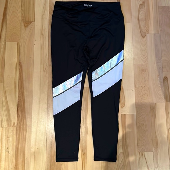 Bebe Sport Asymmetrical leggings - NWT SIZE XL - Picture 1 of 3